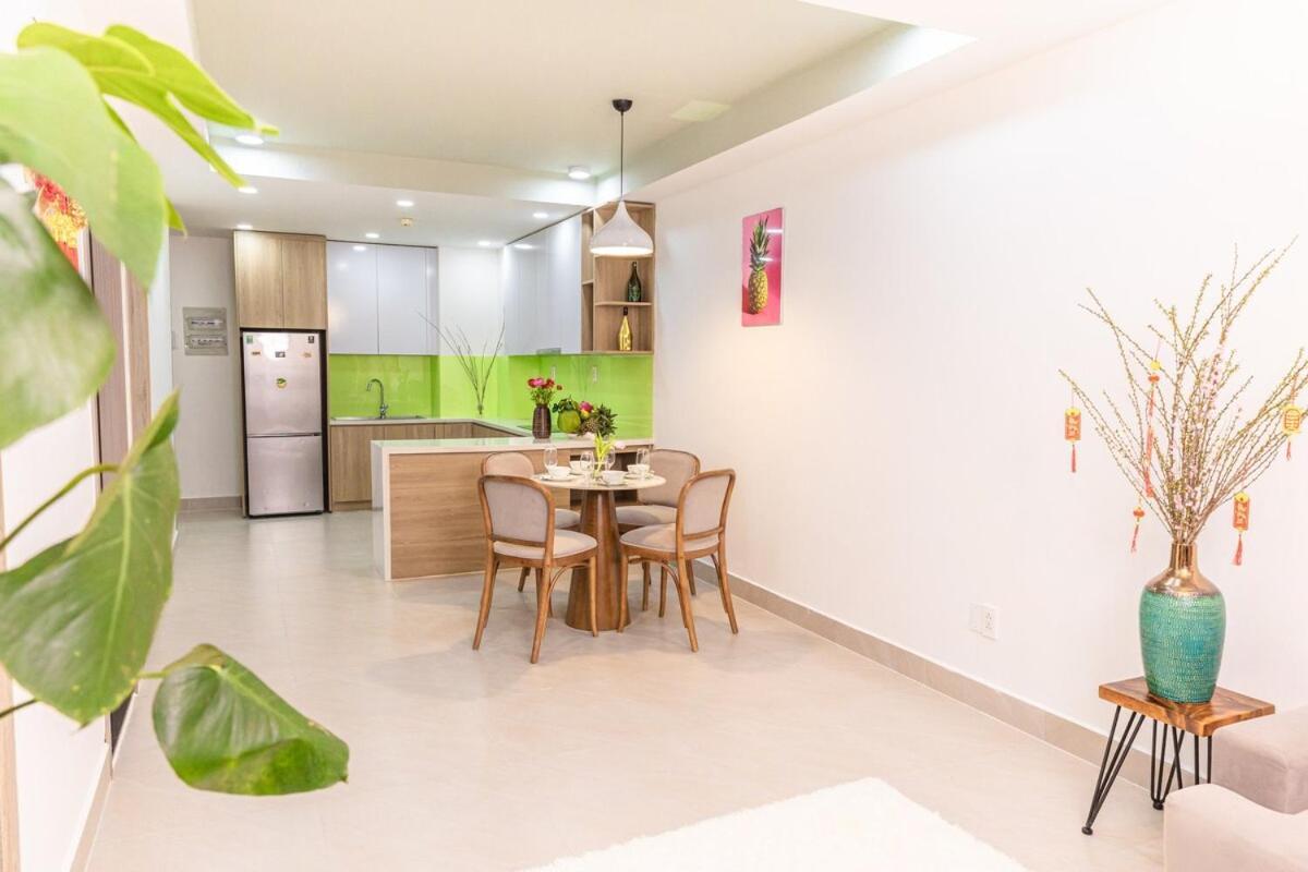 Saigon South 2pn, 2wc Apartment *
